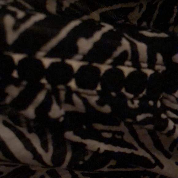 Lucky Brand Women’s 3X boho black & tan l/s blouse with black lace accent - Picture 5 of 5